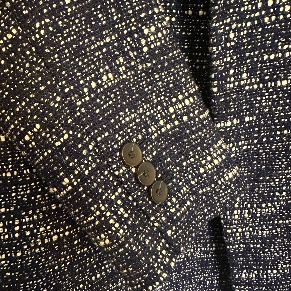 Express Double Breasted Boucle Set - Picture 13 of 14
